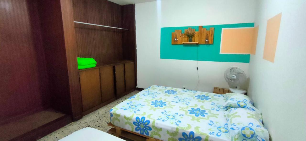 Hostal Rich Medellín Eksteriør billede