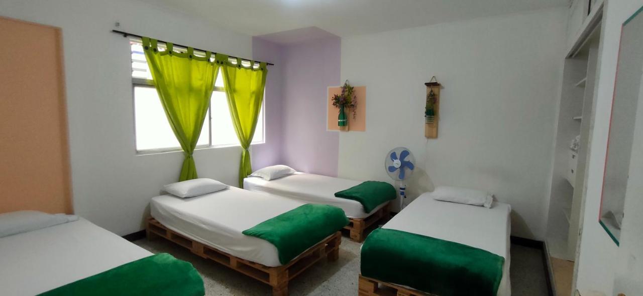 Hostal Rich Medellín Eksteriør billede