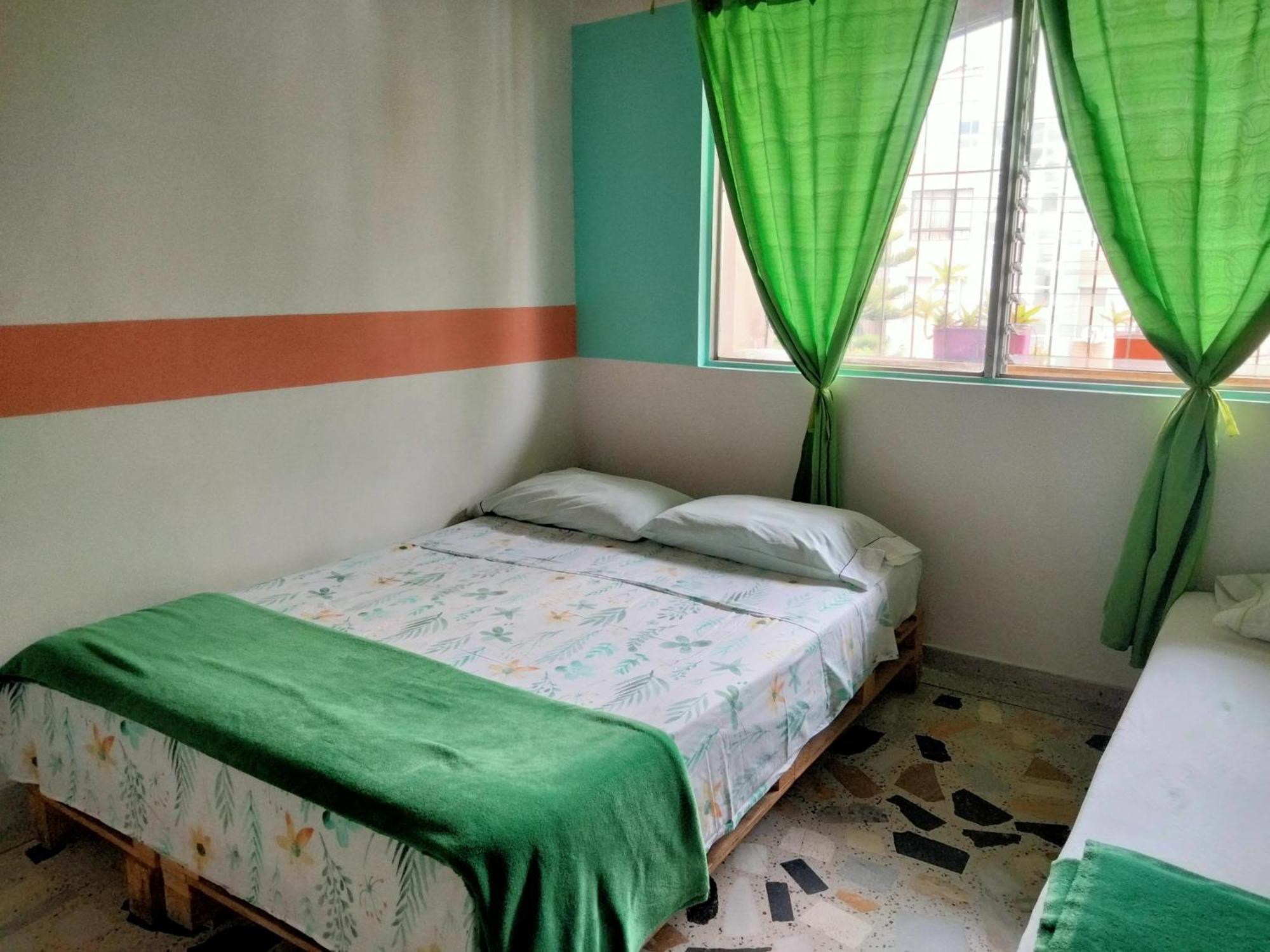 Hostal Rich Medellín Eksteriør billede